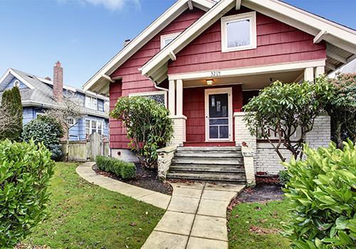 homeowner-insurance_red-house_H red house